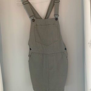 Skirtall (skirt/overall)